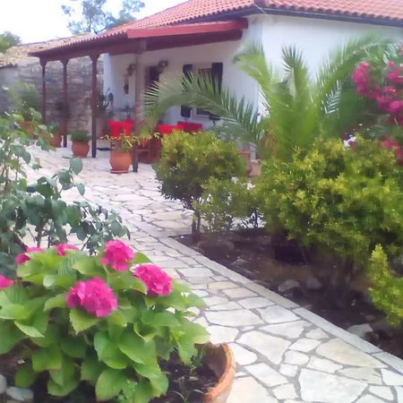 Holiday home Elvira